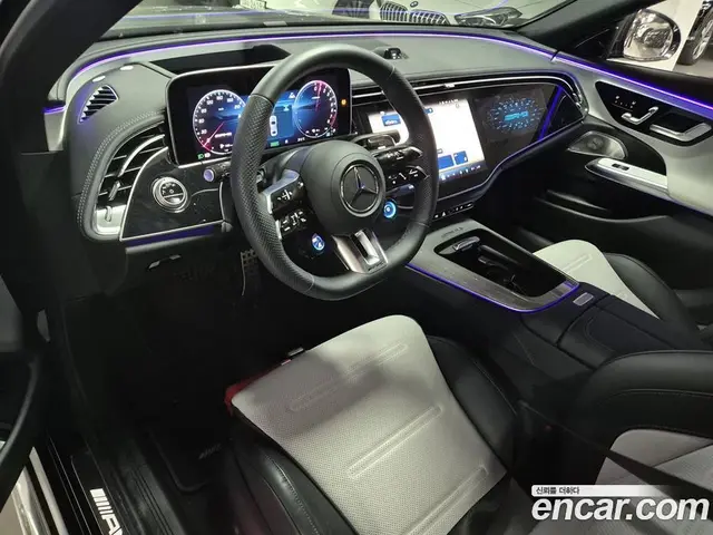 Mercedes-Benz E-Class 2025 3.0 автомат (гидро), миниатюра 5