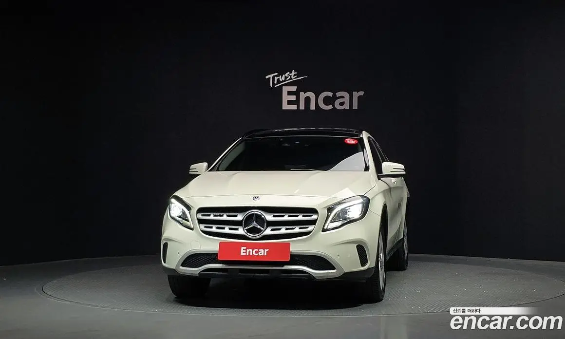 Mercedes-Benz GLA-Class 2017 2.0 автомат (гидро), фото 3