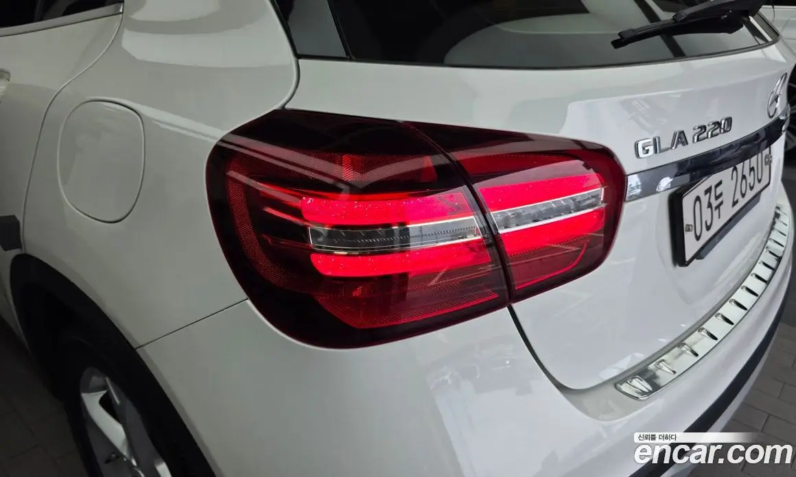 Mercedes-Benz GLA-Class 2017 2.0 автомат (гидро), фото 9