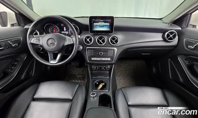 Mercedes-Benz GLA-Class 2017 2.0 автомат (гидро), миниатюра 10
