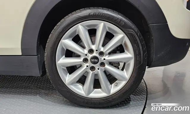 Mini Clubman 2021 2.0 автомат (гидро), миниатюра 7