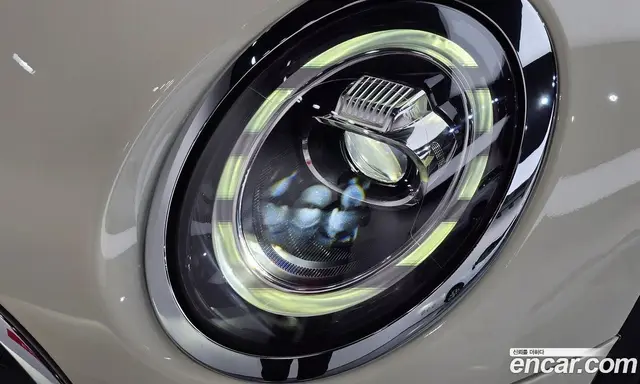 Mini Clubman 2021 2.0 автомат (гидро), миниатюра 8