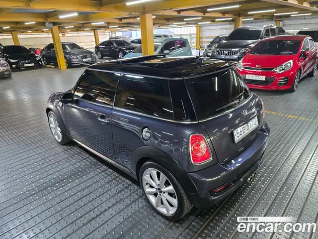 Mini Cooper 2012 1.6 автомат (гидро), миниатюра 6