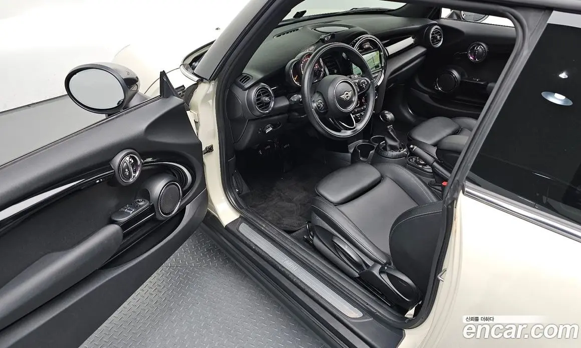 Mini Cooper 2014 1.5 автомат (гидро), фото 10