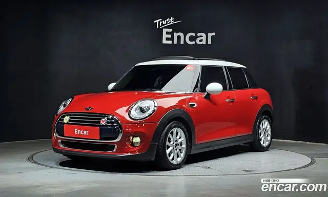 Mini Cooper, 2017, 49 674 км