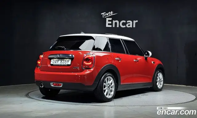 Mini Cooper 2017 1.5 автомат (гидро), миниатюра 2