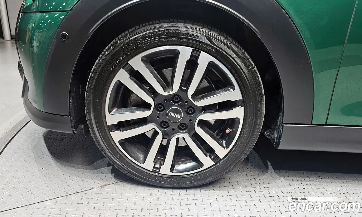 Mini Cooper 2024 2.0 автомат (гидро), фото 5