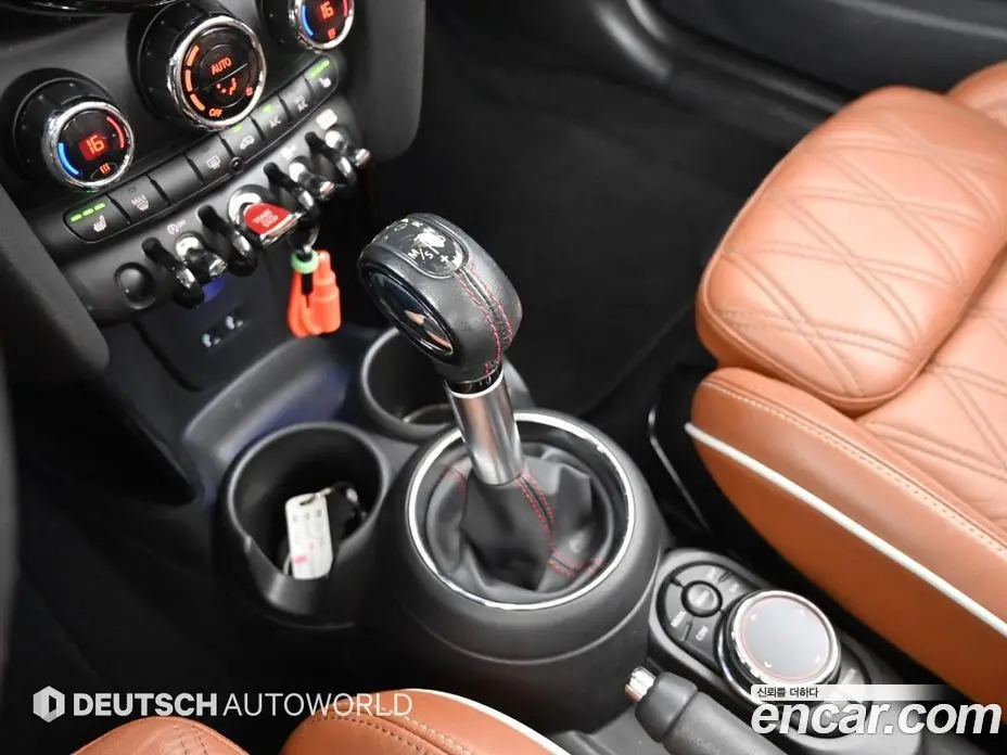 Mini Cooper Convertible 2019 2.0 автомат (гидро), фото 9