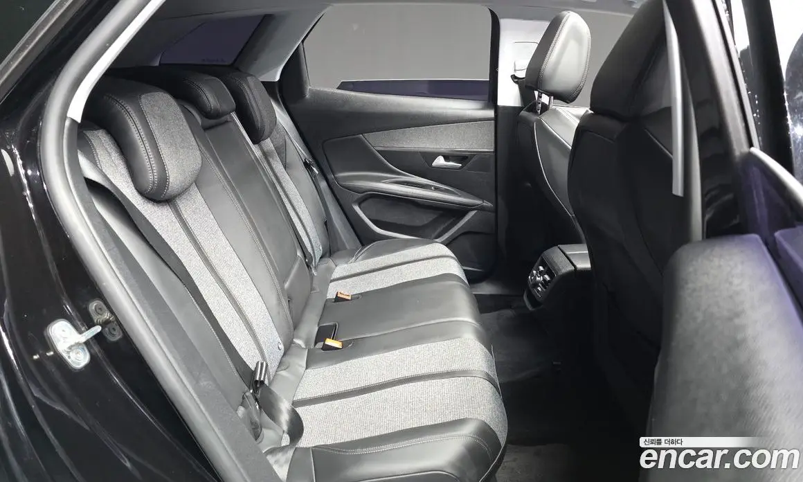 Peugeot 3008 2017 1.6 автомат (гидро), фото 18