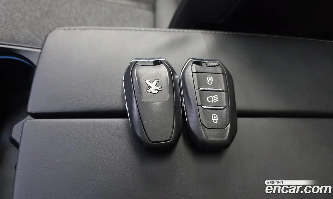 Peugeot 3008 2017 1.6 автомат (гидро), фото 32