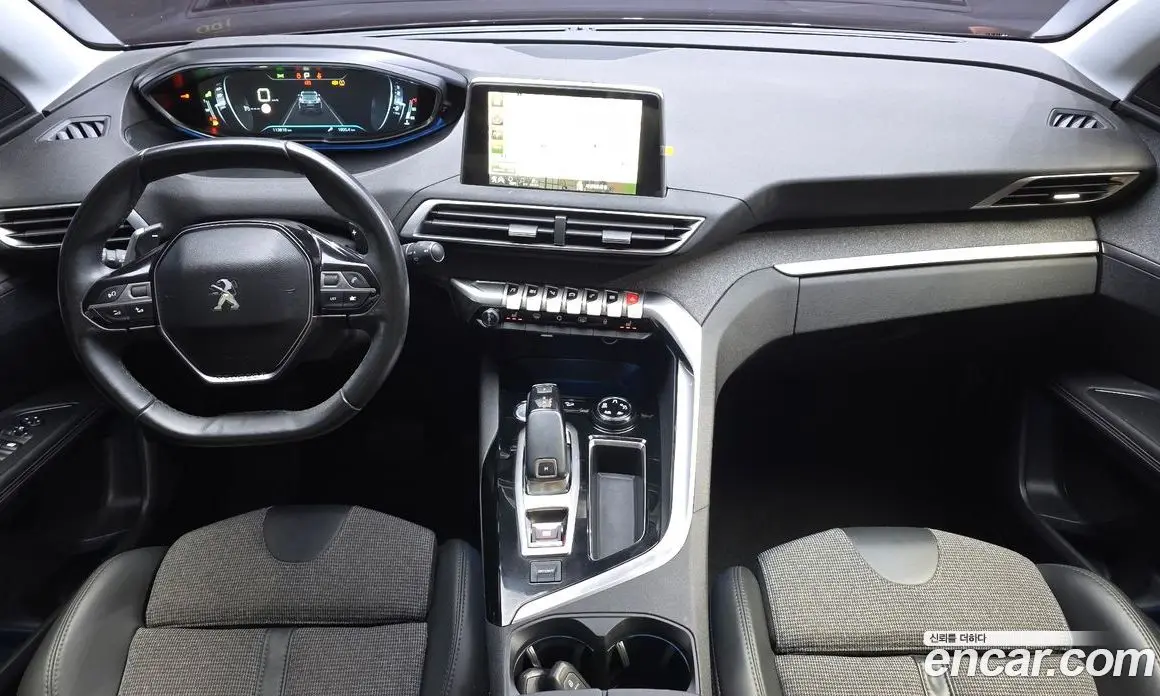 Peugeot 3008 2017 1.6 автомат (гидро), фото 10