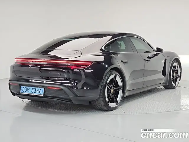 Porsche Taycan 2024 0.1 автомат (гидро), миниатюра 3
