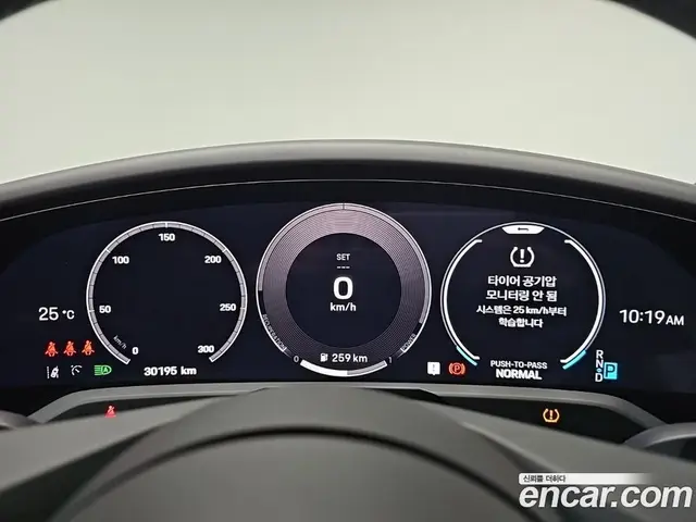 Porsche Taycan 2024 0.1 автомат (гидро), миниатюра 8
