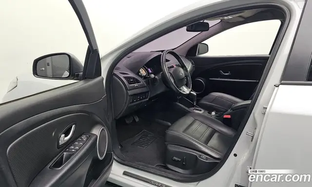 Renault (Samsung) SM3 2018 1.6 автомат (гидро), миниатюра 10 Renault (Samsung) SM3 2018 1.6 автомат (гидро), миниатюра 10
