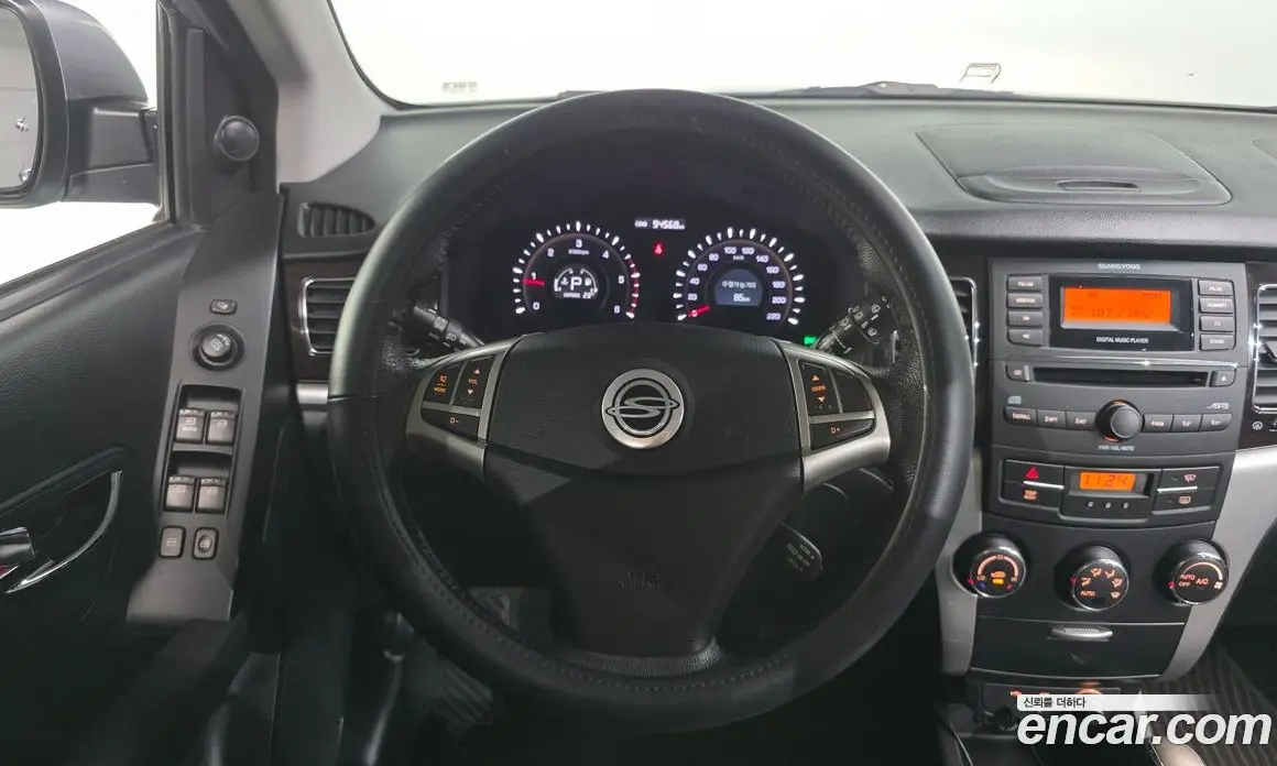 SsangYong Korando 2011 2.0 автомат (гидро), фото 13
