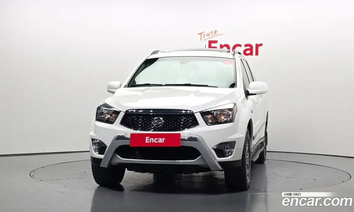SsangYong Korando 2015 2.0 автомат (гидро), фото 3
