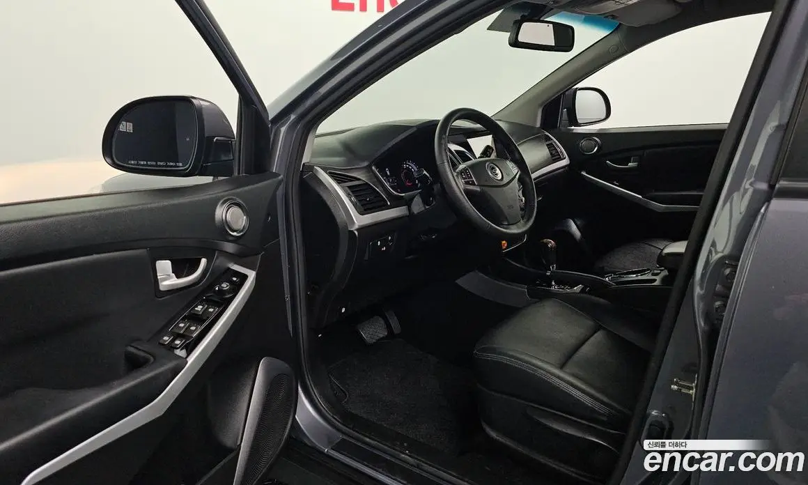SsangYong Korando 2016 2.2 автомат (гидро), фото 12