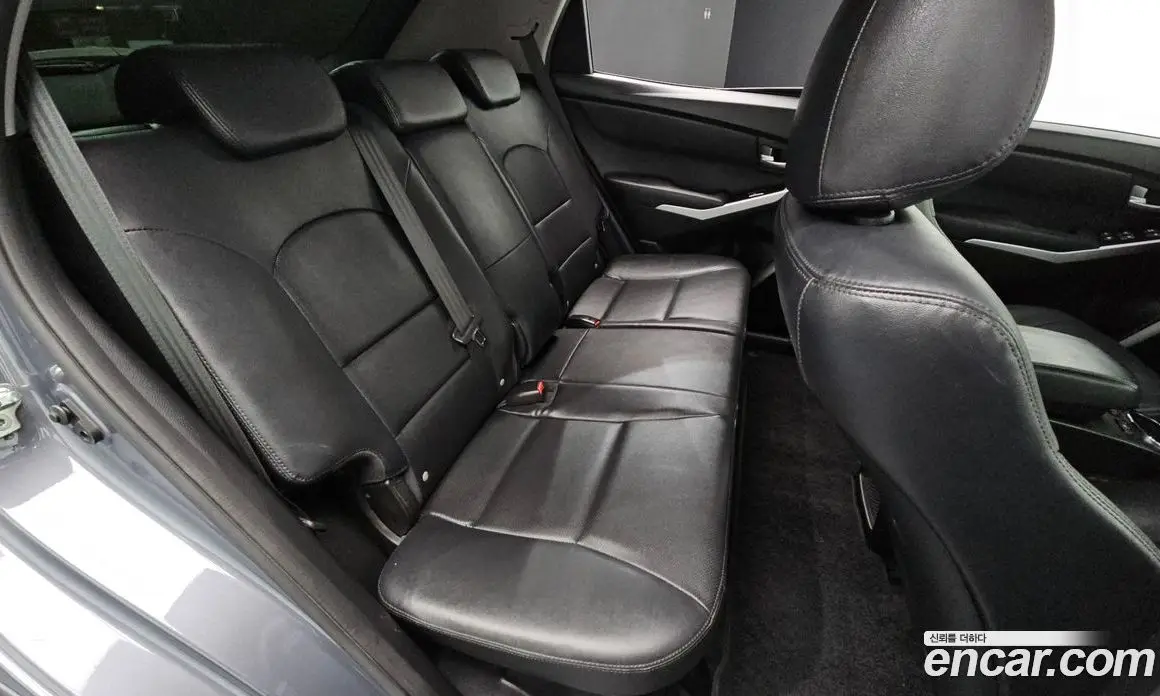 SsangYong Korando 2016 2.2 автомат (гидро), фото 16