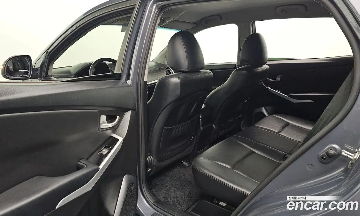 SsangYong Korando 2016 2.2 автомат (гидро), фото 17