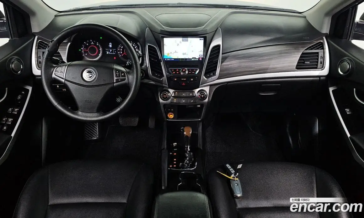 SsangYong Korando 2016 2.2 автомат (гидро), фото 9