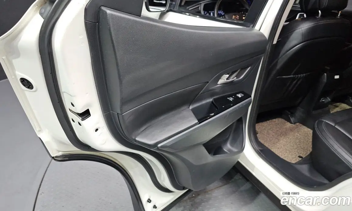 SsangYong Korando 2019 1.5 автомат (гидро), фото 15