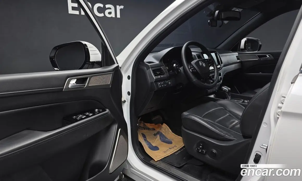 SsangYong Rexton 2018 2.2 автомат (гидро), фото 10
