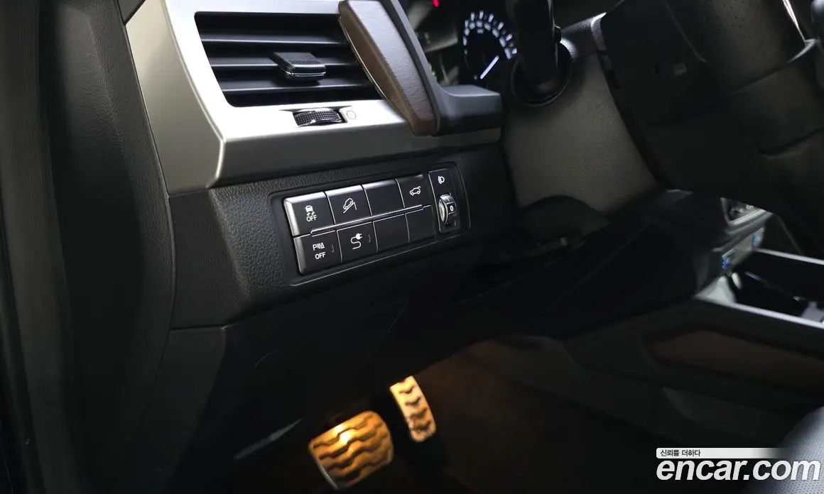 SsangYong Rexton 2018 2.2 автомат (гидро), фото 18