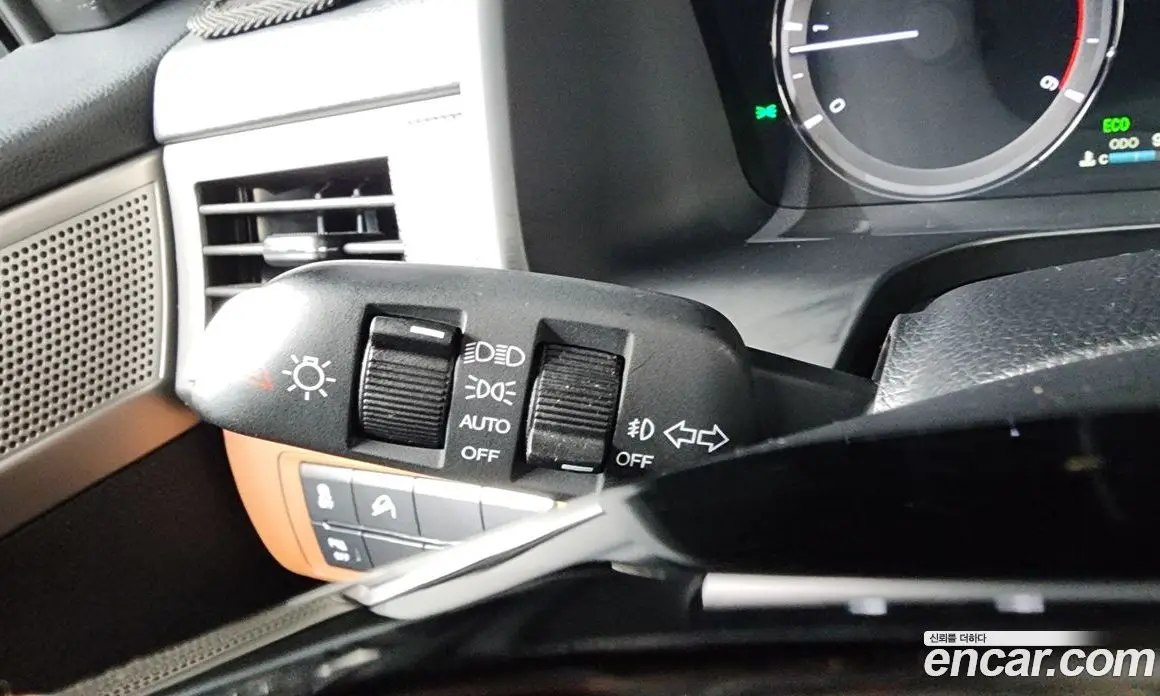 SsangYong Rexton 2018 2.2 автомат (гидро), фото 34