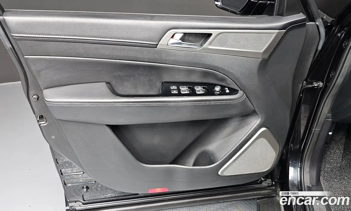 SsangYong Rexton 2018 2.2 автомат (гидро), фото 14