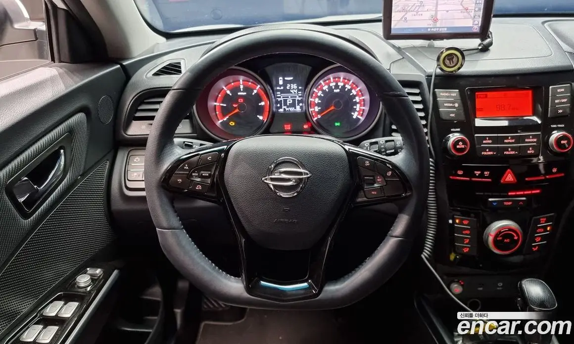 SsangYong TIBOLI 2016 1.6 автомат (гидро), фото 14