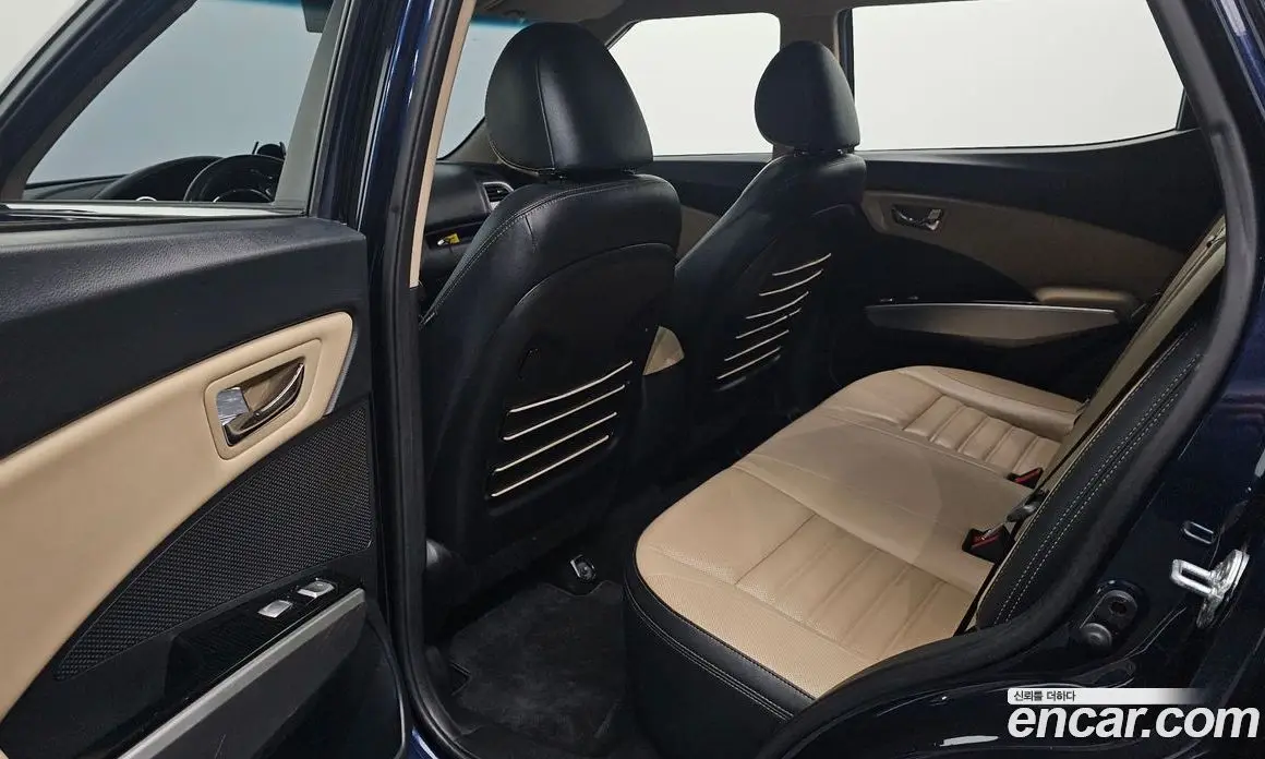 SsangYong TIBOLI 2016 1.6 автомат (гидро), фото 17