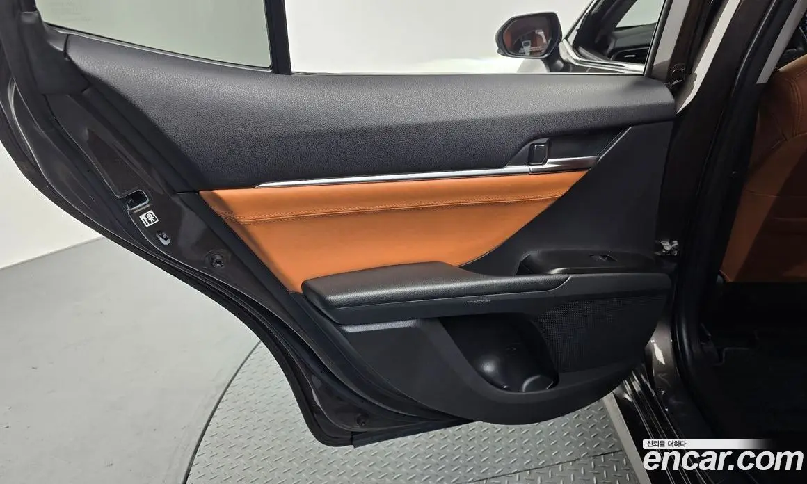 Toyota Camry 2021 2.5 автомат (гидро), фото 15 Toyota Camry 2021 2.5 автомат (гидро), фото 15