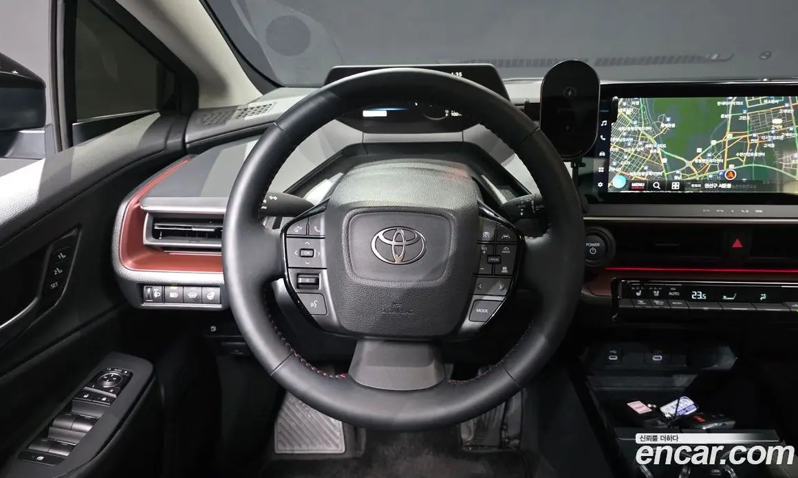 Toyota Prius 2026 2.0 автомат (гидро), фото 19 Toyota Prius 2026 2.0 автомат (гидро), фото 19