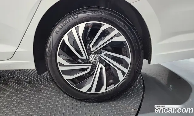 Volkswagen Jetta 2021 1.4 автомат (гидро), миниатюра 7