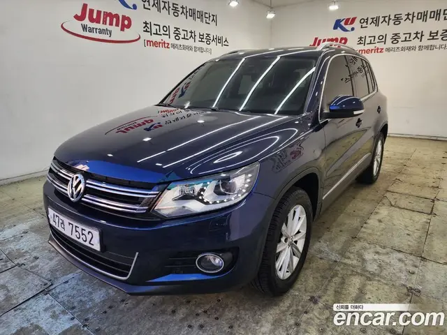 Volkswagen Tiguan 2015 2.0 автомат (гидро), миниатюра 1