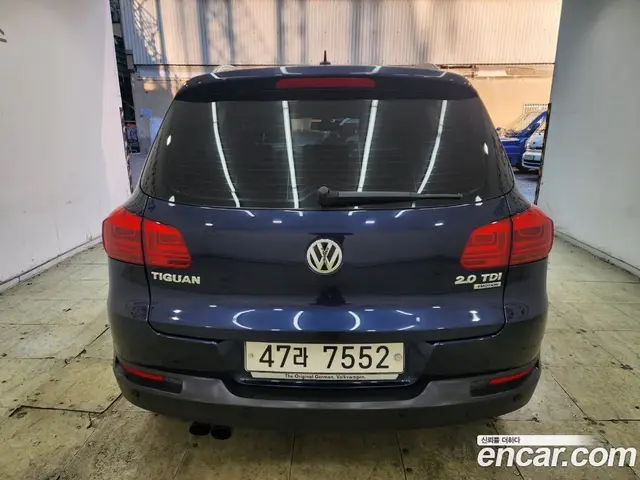 Volkswagen Tiguan 2015 2.0 автомат (гидро), миниатюра 5