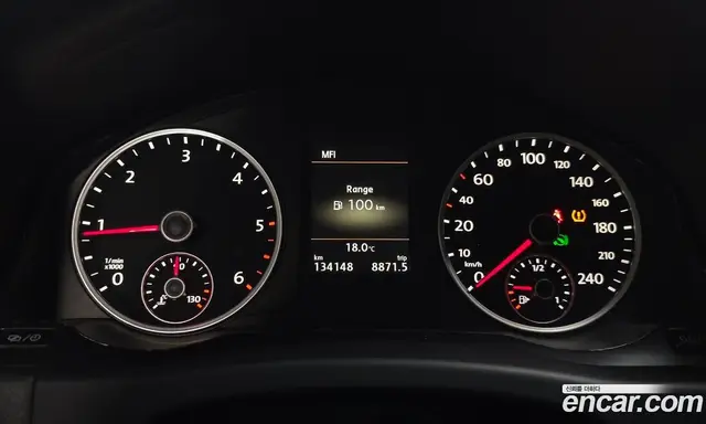 Volkswagen Tiguan 2016 2.0 автомат (гидро), миниатюра 8