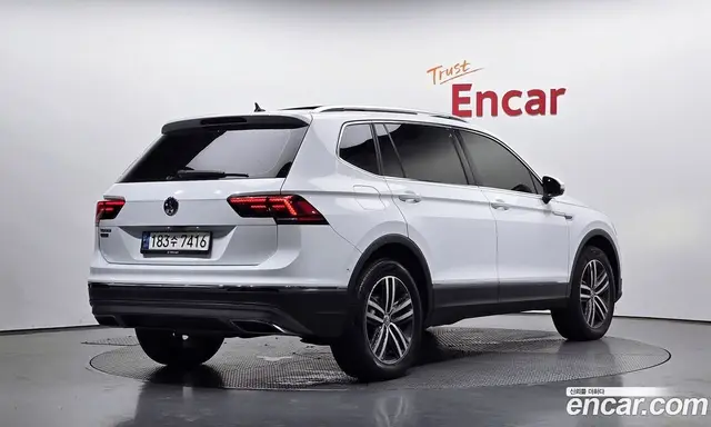 Volkswagen Tiguan 2020 2.0 автомат (гидро), миниатюра 2