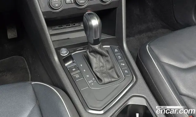 Volkswagen Tiguan 2020 2.0 автомат (гидро), миниатюра 9