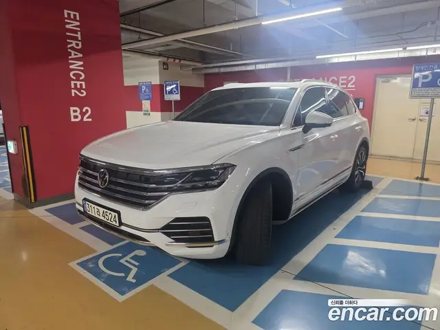 Volkswagen Touareg, 2021, 55 100 км