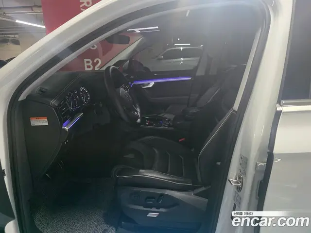 Volkswagen Touareg 2021 4.0 автомат (гидро), миниатюра 6