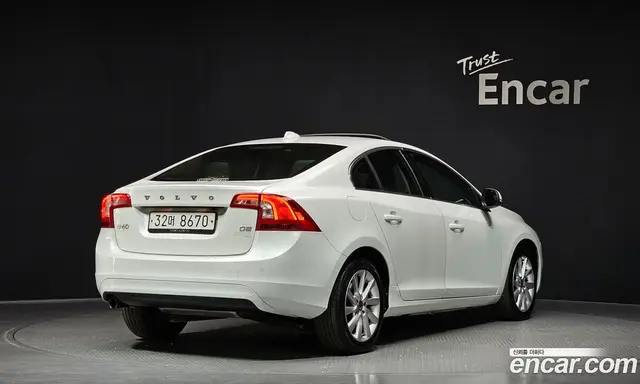 Volvo S60 2014 1.6 автомат (гидро), миниатюра 2