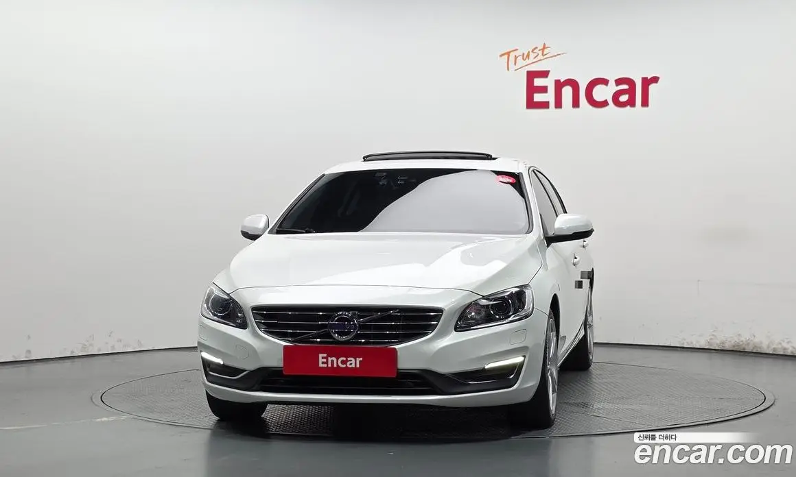 Volvo S60 2018 2.0 автомат (гидро), фото 3