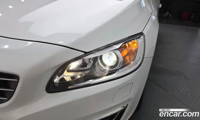Volvo S60 2018 2.0 автомат (гидро), миниатюра 8