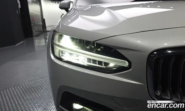 Volvo S90 2022 2.0 автомат (гидро), миниатюра 8