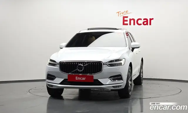 Volvo XC60 2020 2.0 автомат (гидро), миниатюра 3
