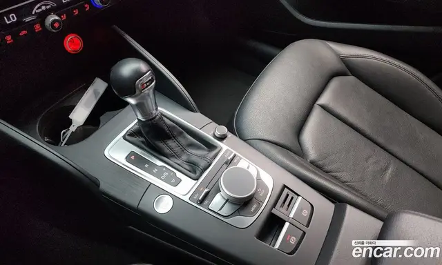 Audi A3 2014 2.0 автомат (гидро), миниатюра 9