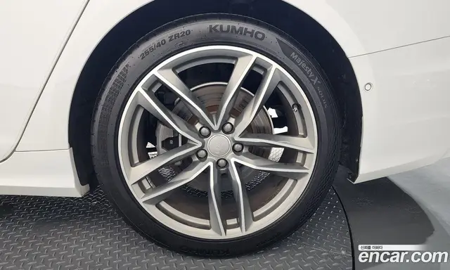 Audi A6 2019 2.0 автомат (гидро), миниатюра 7