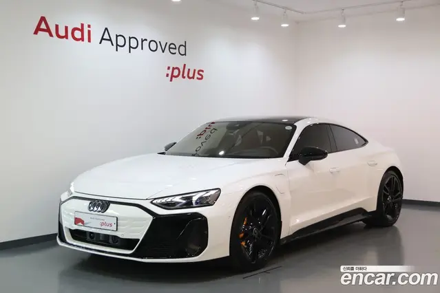 Audi e-tron GT, 2025, 8 923 км