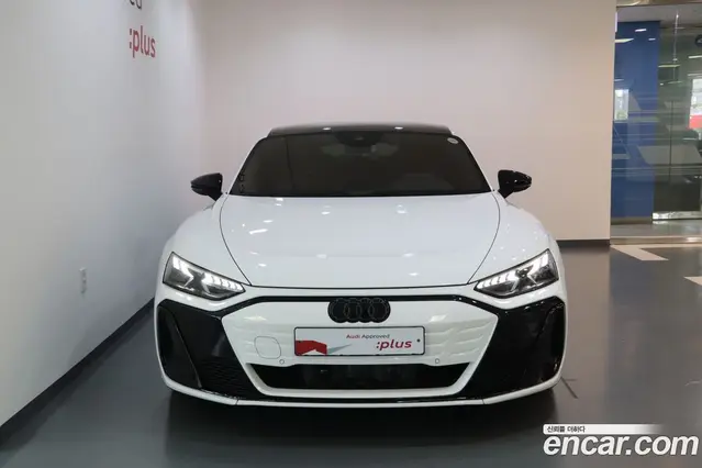 Audi e-tron GT 2025 0.1 автомат (гидро), миниатюра 3
